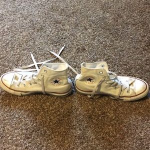 Women’s high top converse